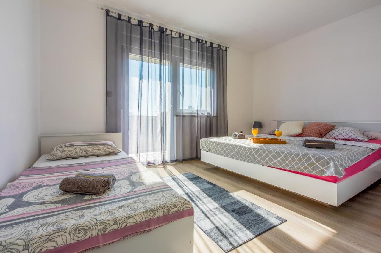 Apartments Kralj Zvonimir Ядраново Экстерьер фото