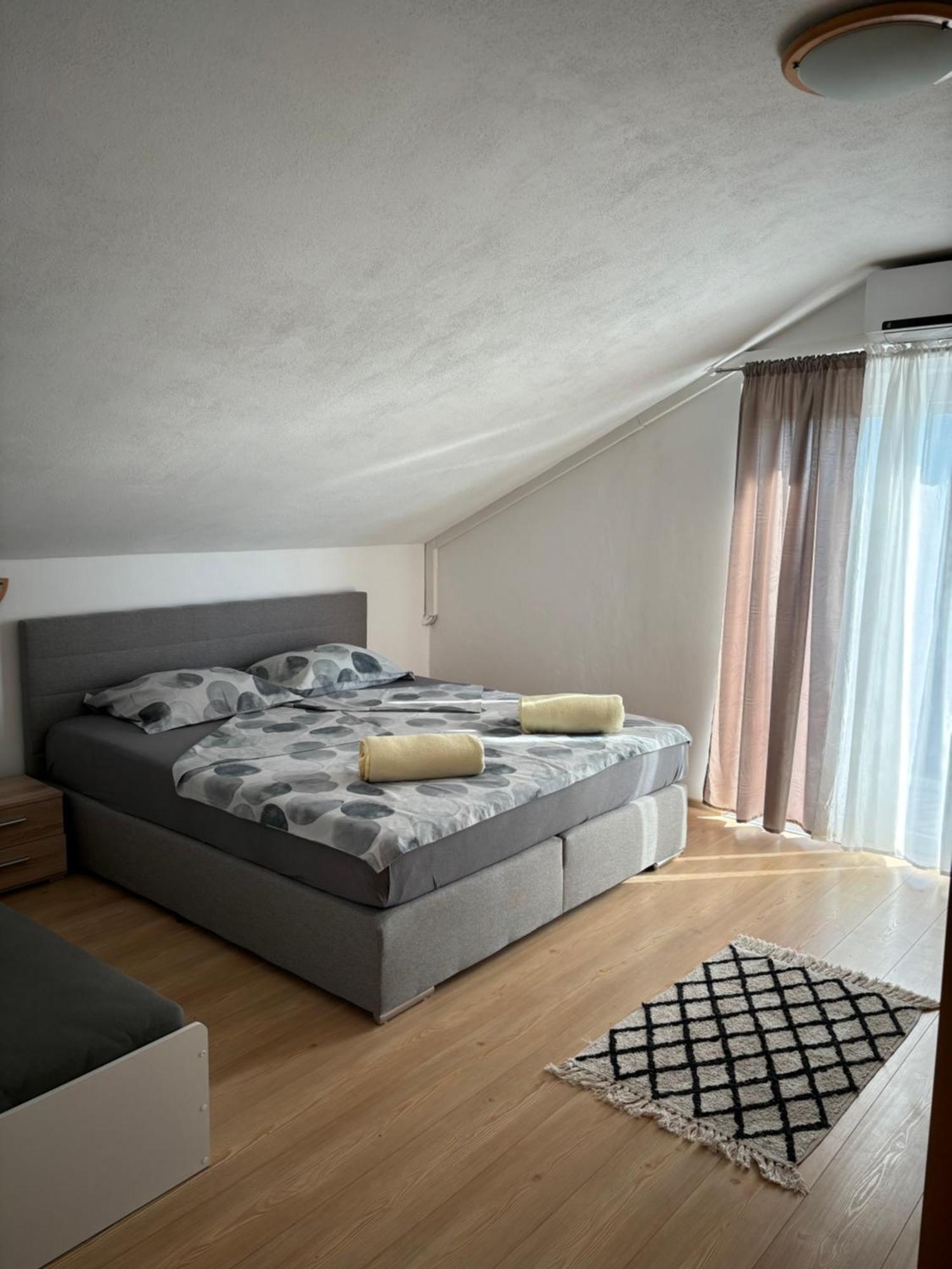 Apartments Kralj Zvonimir Ядраново Экстерьер фото
